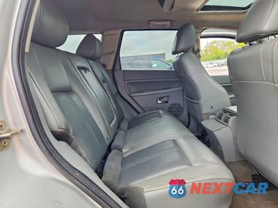 Zdjęcie 10 z 13 samochodu: 2005 JEEP GRAND CHEROKEE LIMITED VIN:1J4HR58N85C546499 - miniatura
