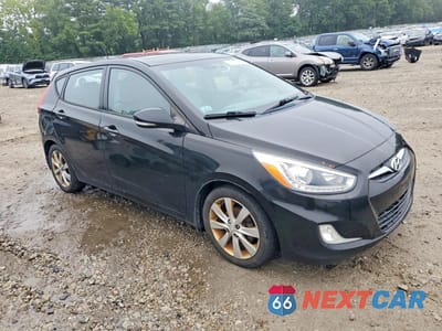 Czwarte zdjęcie samochodu z boku: 2014 HYUNDAI ACCENT SE VIN:KMHCU5AE1EU183669 - miniatura