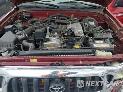Zdjęcie 11 z 12 samochodu: 2004 TOYOTA TACOMA PRERUNNER VIN:5TEGM92N44Z335526 - miniatura