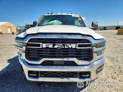 Piąte zdjęcie samochodu w środku: 2026 RAM 2500 TRADESMAN VIN:3C63R5CL8TG241236 - miniatura