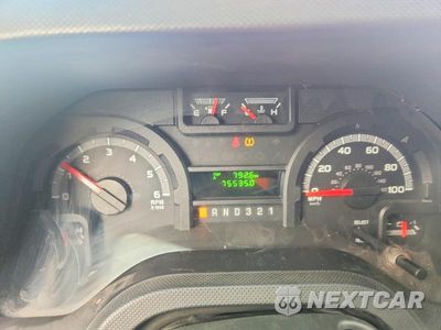 Zdjęcie 9 z 12 samochodu: 2012 FORD E350 BOX TRUCK VIN:1FDSE3FL8CDA26352 - miniatura