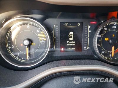 Zdjęcie 9 z 13 samochodu: 2017 JEEP CHEROKEE SPORT VIN:1C4PJLAB4HW661648 - miniatura