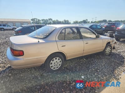 Trzecie zdjęcie samochodu z tyłu: 1995 TOYOTA CAMRY LE VIN:4T1SK12E1SU872390 - miniatura