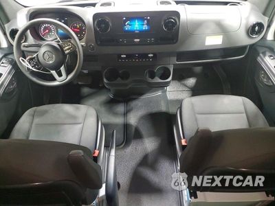 Zdjęcie 8 z 13 samochodu: 2024 MERCEDES-BENZ SPRINTER 2500 VIN:W1Z4KFHY0RP716384 - miniatura