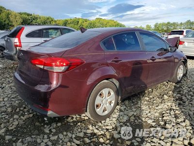 Trzecie zdjęcie samochodu z tyłu: 2018 KIA FORTE LX VIN:3KPFK4A73JE175293 - miniatura