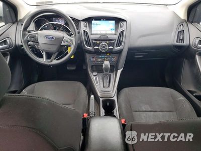 Zdjęcie 8 z 13 samochodu: 2017 FORD FOCUS SEL VIN:1FADP3H27HL312823 - miniatura