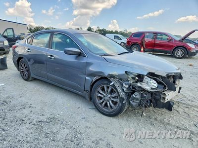 Czwarte zdjęcie samochodu z boku: 2015 NISSAN ALTIMA 2.5 S VIN:1N4AL3AP5FN920085 - miniatura