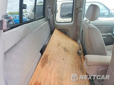 Zdjęcie 10 z 12 samochodu: 2004 TOYOTA TACOMA BASE VIN:5TEVL52N94Z339896 - miniatura