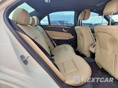 Zdjęcie 10 z 13 samochodu: 2012 MERCEDES-BENZ E 350 VIN:WDDHF5KB8CA651636 - miniatura