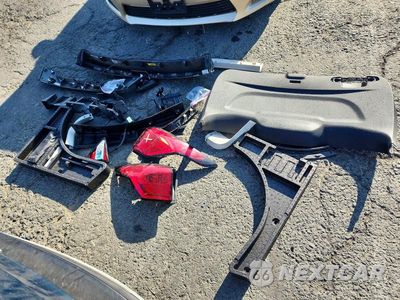 Zdjęcie 12 z 13 samochodu: 2019 FORD ESCAPE SE VIN:1FMCU0GDXKUA27000 - miniatura