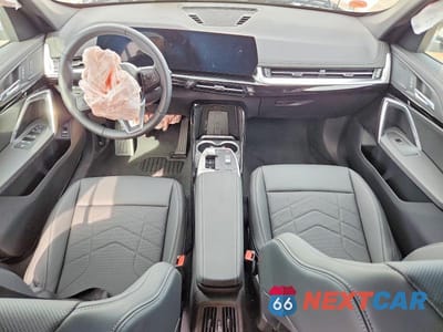 Zdjęcie 8 z 12 samochodu: 2027 BMW X1 XDRIVE28I VIN:WBX73EF00V5763160 - miniatura