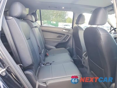 Zdjęcie 11 z 13 samochodu: 2018 VOLKSWAGEN TIGUAN SE VIN:3VV3B7AX1JM083854 - miniatura