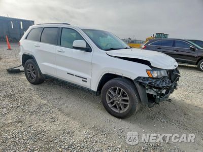Czwarte zdjęcie samochodu z boku: 2016 JEEP GRAND CHEROKEE LAREDO VIN:1C4RJEAG4GC390834 - miniatura