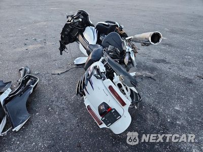 Czwarte zdjęcie samochodu z boku: 2016 HARLEY-DAVIDSON FLHXSE CVO STREET GLIDE VIN:1HD1PXN16GB950435 - miniatura