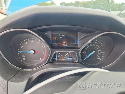 Zdjęcie 9 z 13 samochodu: 2015 FORD FOCUS SE VIN:1FADP3F22FL230014 - miniatura