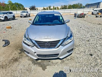 Piąte zdjęcie samochodu w środku: 2018 NISSAN ALTIMA 2.5 SV VIN:1N4AL3AP2JC254212 - miniatura