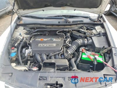Zdjęcie 11 z 12 samochodu: 2008 HONDA ACCORD EX VIN:1HGCP26718A078416 - miniatura
