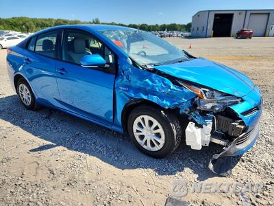 Czwarte zdjęcie samochodu z boku: 2022 TOYOTA PRIUS L ECO VIN:JTDKAMFU6N3157285 - miniatura