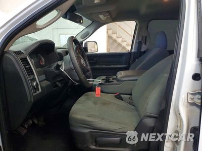 Zdjęcie 7 z 12 samochodu: 2017 RAM 2500 ST VIN:3C6UR5CJ5HG776602 - miniatura