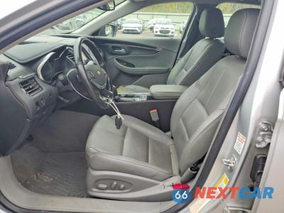 Zdjęcie 7 z 12 samochodu: 2018 CHEVROLET IMPALA LT VIN:2G1105S33J9160026 - miniatura