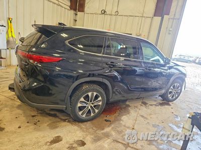 Trzecie zdjęcie samochodu z tyłu: 2020 TOYOTA HIGHLANDER HYBRID XLE VIN:5TDGBRCH3LS505398 - miniatura