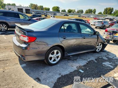 Trzecie zdjęcie samochodu z tyłu: 2013 TOYOTA COROLLA S VIN:5YFBU4EEXDP220735 - miniatura