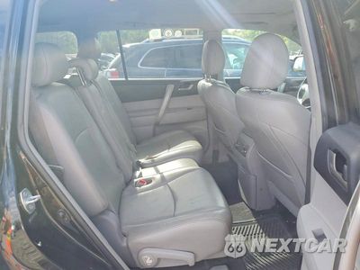 Zdjęcie 11 z 13 samochodu: 2013 TOYOTA HIGHLANDER SE VIN:5TDBK3EH2DS275178 - miniatura