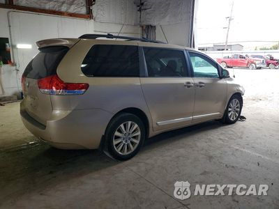 Trzecie zdjęcie samochodu z tyłu: 2012 TOYOTA SIENNA XLE 7-PASSENGER VIN:5TDDK3DC4CS033960 - miniatura