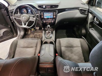 Zdjęcie 8 z 14 samochodu: 2018 NISSAN ROGUE SPORT SV VIN:JN1BJ1CR4JW204386 - miniatura