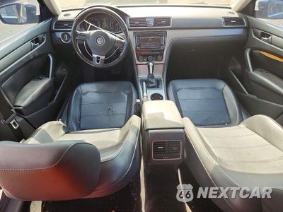 Zdjęcie 8 z 12 samochodu: 2014 VOLKSWAGEN PASSAT VIN:1VWBS7A32EC091697 - miniatura
