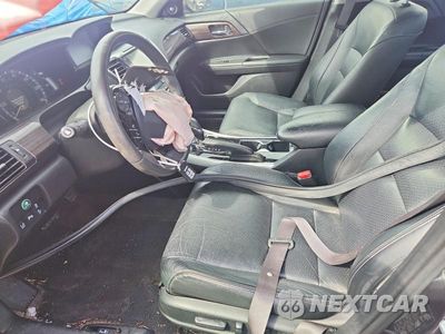 Zdjęcie 7 z 13 samochodu: 2017 HONDA ACCORD TOURING HYBRID VIN:JHMCR6F72HC001623 - miniatura