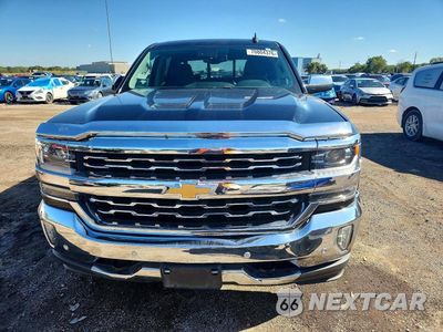 Piąte zdjęcie samochodu w środku: 2018 CHEVROLET SILVERADO K1500 LTZ VIN:3GCUKSEC1JG631086 - miniatura