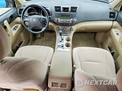 Zdjęcie 8 z 13 samochodu: 2008 TOYOTA HIGHLANDER BASE VIN:JTEDS41A582015356 - miniatura