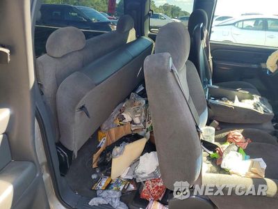 Zdjęcie 10 z 12 samochodu: 2005 CHEVROLET SILVERADO C1500 VIN:2GCEC19V851142173 - miniatura