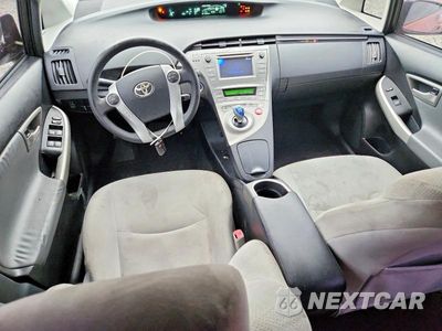 Zdjęcie 8 z 12 samochodu: 2012 TOYOTA PRIUS TWO VIN:JTDKN3DU3C5386221 - miniatura