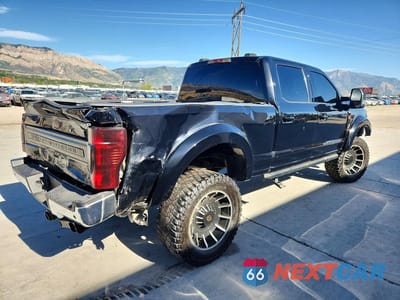 Trzecie zdjęcie samochodu z tyłu: 2021 FORD F250 SUPER DUTY VIN:1FT8W2BT4MED15543 - miniatura