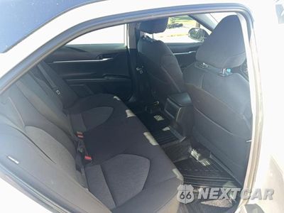 Zdjęcie 6 z 10 samochodu: 2019 TOYOTA CAMRY LE VIN:4T1B11HK7KU815806 - miniatura