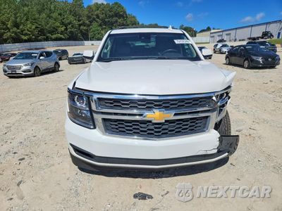 Piąte zdjęcie samochodu w środku: 2016 CHEVROLET SUBURBAN C1500 LT VIN:1GNSCHKC8GR191900 - miniatura