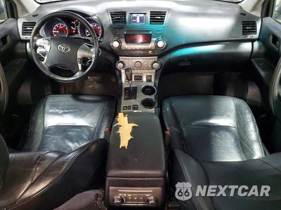 Zdjęcie 8 z 13 samochodu: 2011 TOYOTA HIGHLANDER SE VIN:5TDBK3EH4BS056980 - miniatura