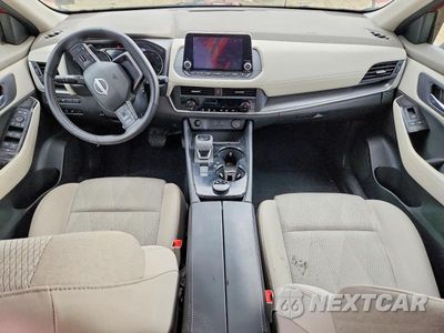 Zdjęcie 8 z 14 samochodu: 2025 NISSAN ROGUE SV VIN:5N1BT3BB4SC860402 - miniatura