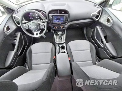 Zdjęcie 8 z 13 samochodu: 2023 KIA SOUL LX VIN:KNDJ23AU5P7845901 - miniatura