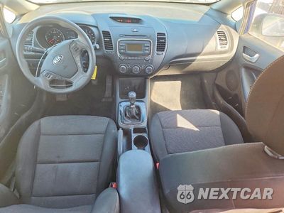 Zdjęcie 8 z 12 samochodu: 2018 KIA FORTE LX VIN:3KPFK4A77JE254403 - miniatura