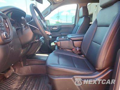 Zdjęcie 7 z 12 samochodu: 2025 GMC SIERRA K1500 VIN:1GTRUAEDXSZ255914 - miniatura