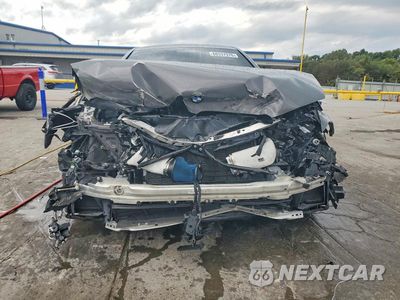 Piąte zdjęcie samochodu w środku: 2021 BMW M550XI VIN:WBA13BK08MCF08127 - miniatura