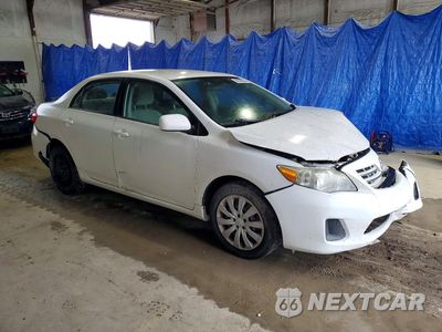 Czwarte zdjęcie samochodu z boku: 2013 TOYOTA COROLLA LE VIN:2T1BU4EE9DC005878 - miniatura
