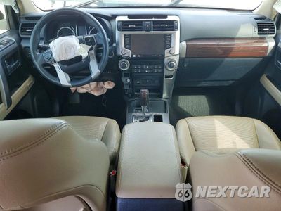 Zdjęcie 8 z 13 samochodu: 2020 TOYOTA 4RUNNER LIMITED VIN:JTEZU5JR5L5222316 - miniatura