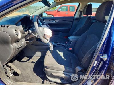 Zdjęcie 7 z 13 samochodu: 2020 KIA FORTE LXS VIN:3KPF24AD1LE224886 - miniatura