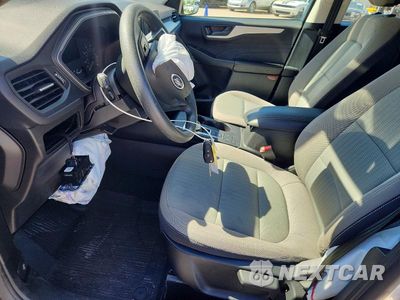 Zdjęcie 7 z 13 samochodu: 2022 FORD ESCAPE S VIN:1FMCU0F69NUA86188 - miniatura