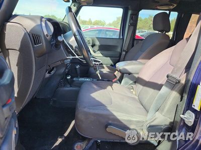 Zdjęcie 7 z 12 samochodu: 2013 JEEP WRANGLER UNLIMITED SPORT VIN:1C4BJWDG0DL582864 - miniatura
