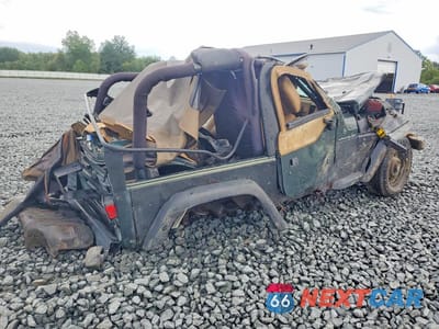 Trzecie zdjęcie samochodu z tyłu: 1997 JEEP WRANGLER / TJ SE VIN:1J4FY29PXVP443828 - miniatura